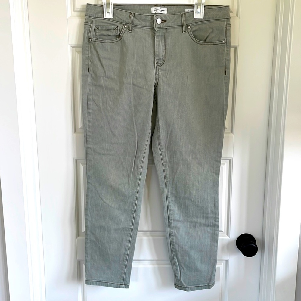 Sage Green Jessica Simpson Rolled Crop Skinny Jeans 10/30